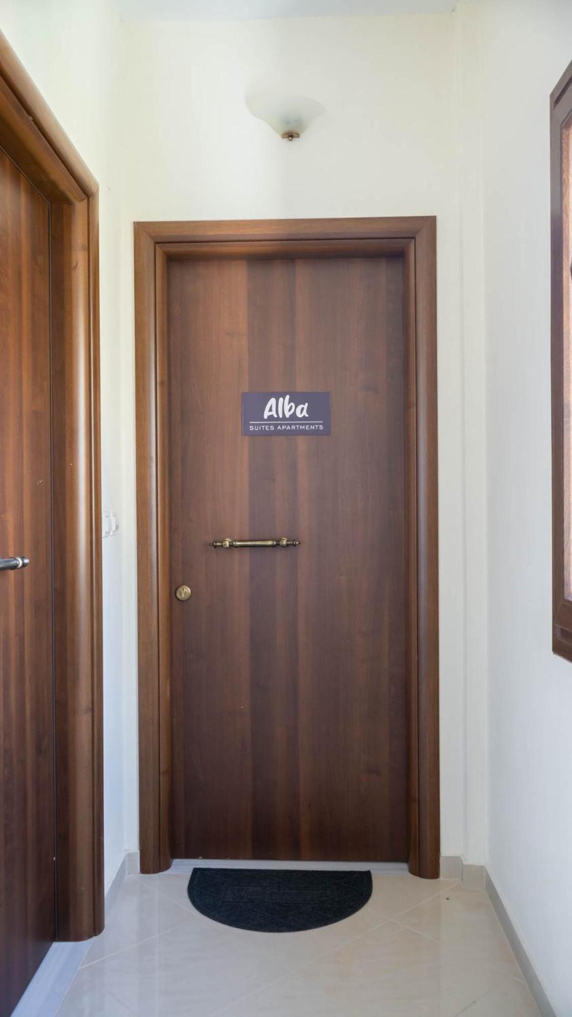 Alba Suite Apartment Калампака Екстериор снимка